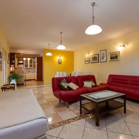 Family Friendly With A Swimming Pool Krusevo, Novigrad - 23039 * Obrovac