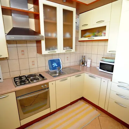 Family Friendly With A Swimming Pool Krusevo, Novigrad - 23039 Apartment