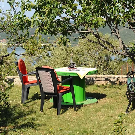 Apartment Family Friendly With A Swimming Pool Krusevo, Novigrad - 23039