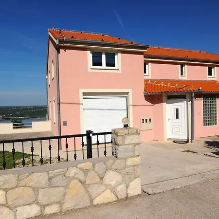 Family Friendly With A Swimming Pool Krusevo, Novigrad - 23039 *